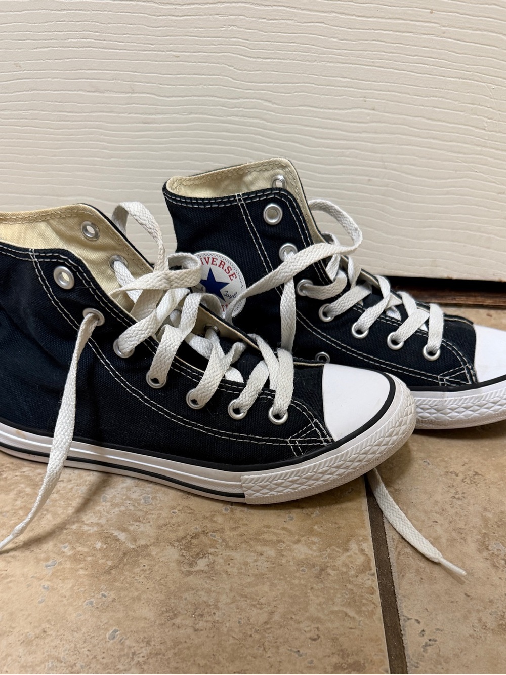 Converse High Top Sneakers - Black and White, Youth Size 2.  Unisex